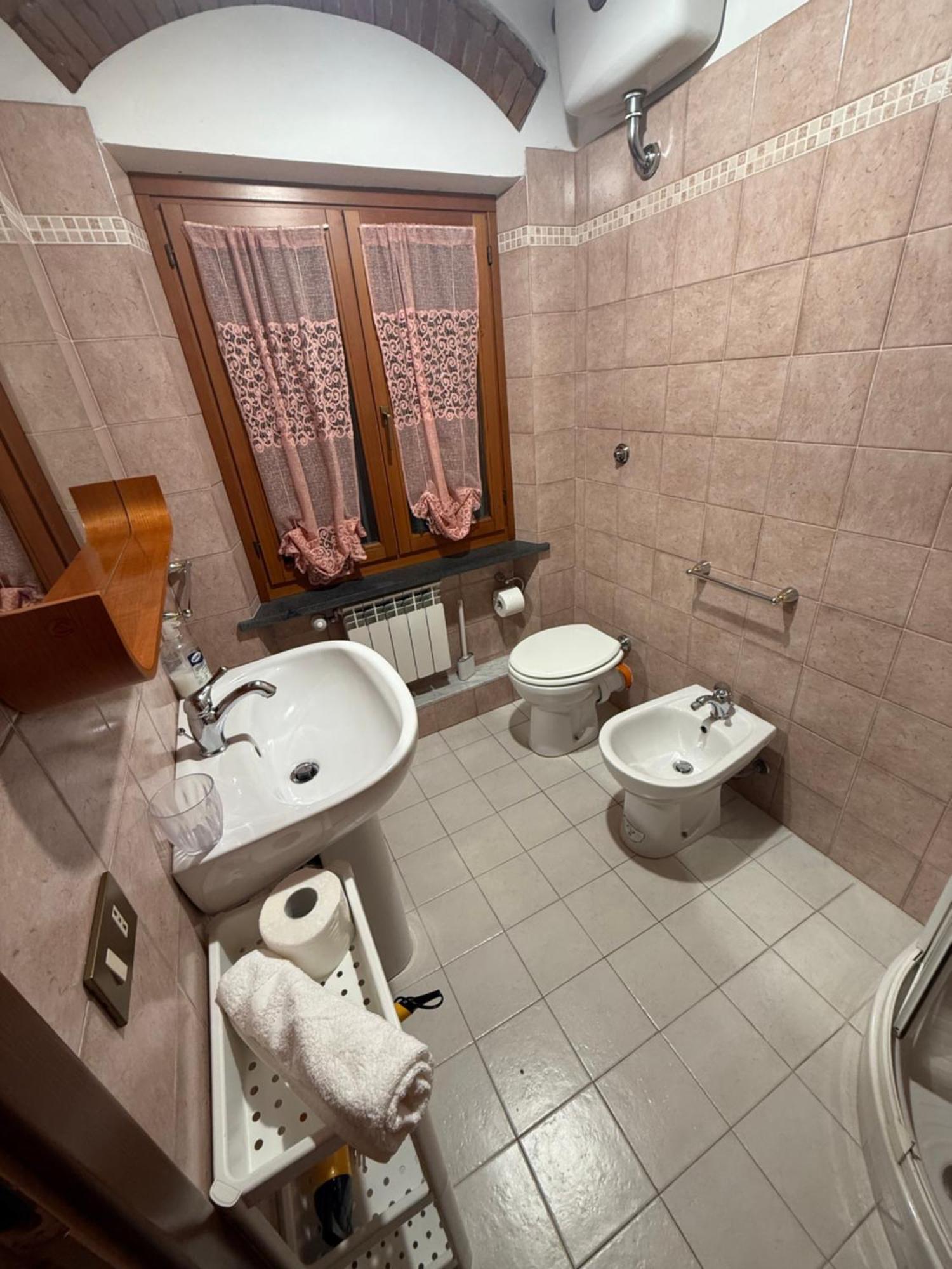 La Convenienza Bed & Breakfast Uliveto Terme Ngoại thất bức ảnh